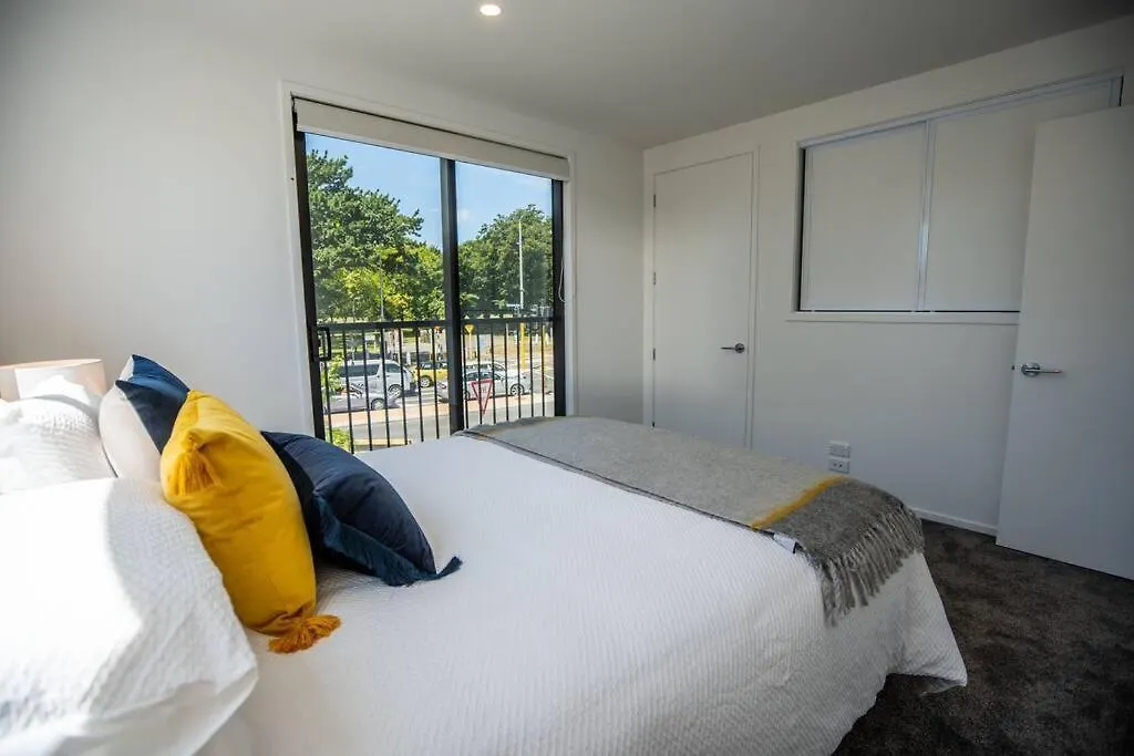 Apartment Brand New Opposite Hagley Park Close Cbd Hospital Christchurch New Zealand