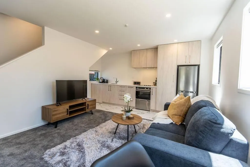 Brand New Opposite Hagley Park Close Cbd Hospital Christchurch New Zealand